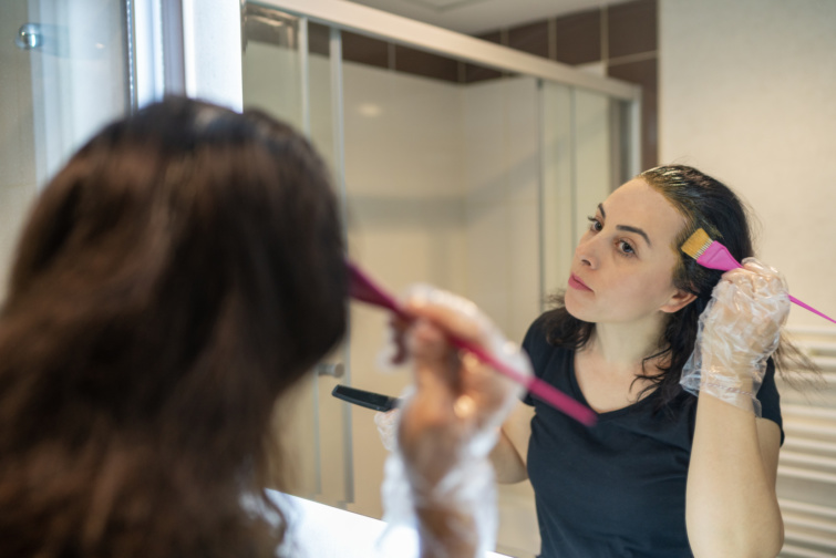 Vajon számít, milyen hajfestéket használtunk utazás előtt? Mit tesz a sós víz a hajszínnel?